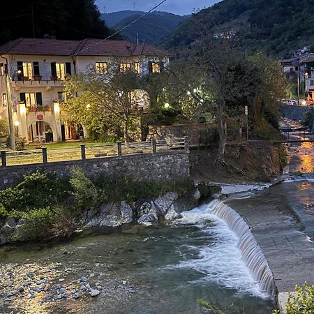 Appartamento In Villa A 5 Km Dal Mare Albisola Superiore Eksteriør bilde