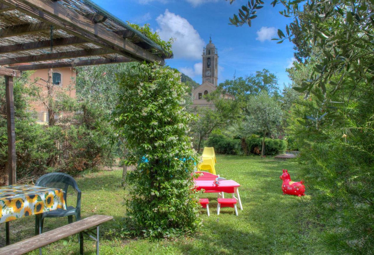 Appartamento In Villa A 5 Km Dal Mare Albisola Superiore Eksteriør bilde